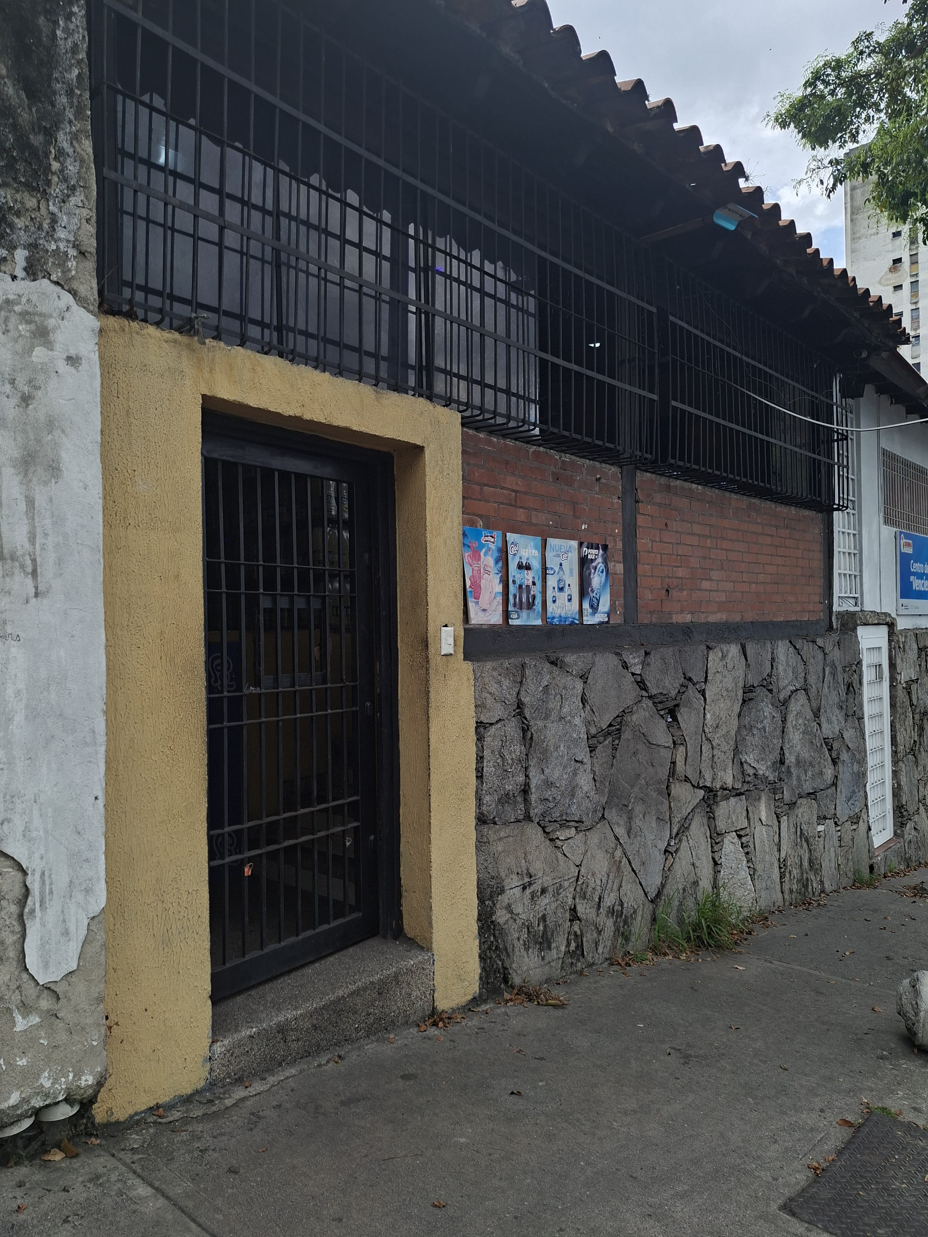 Local Comercial en Av. Principal de Palo Verde — foto 2