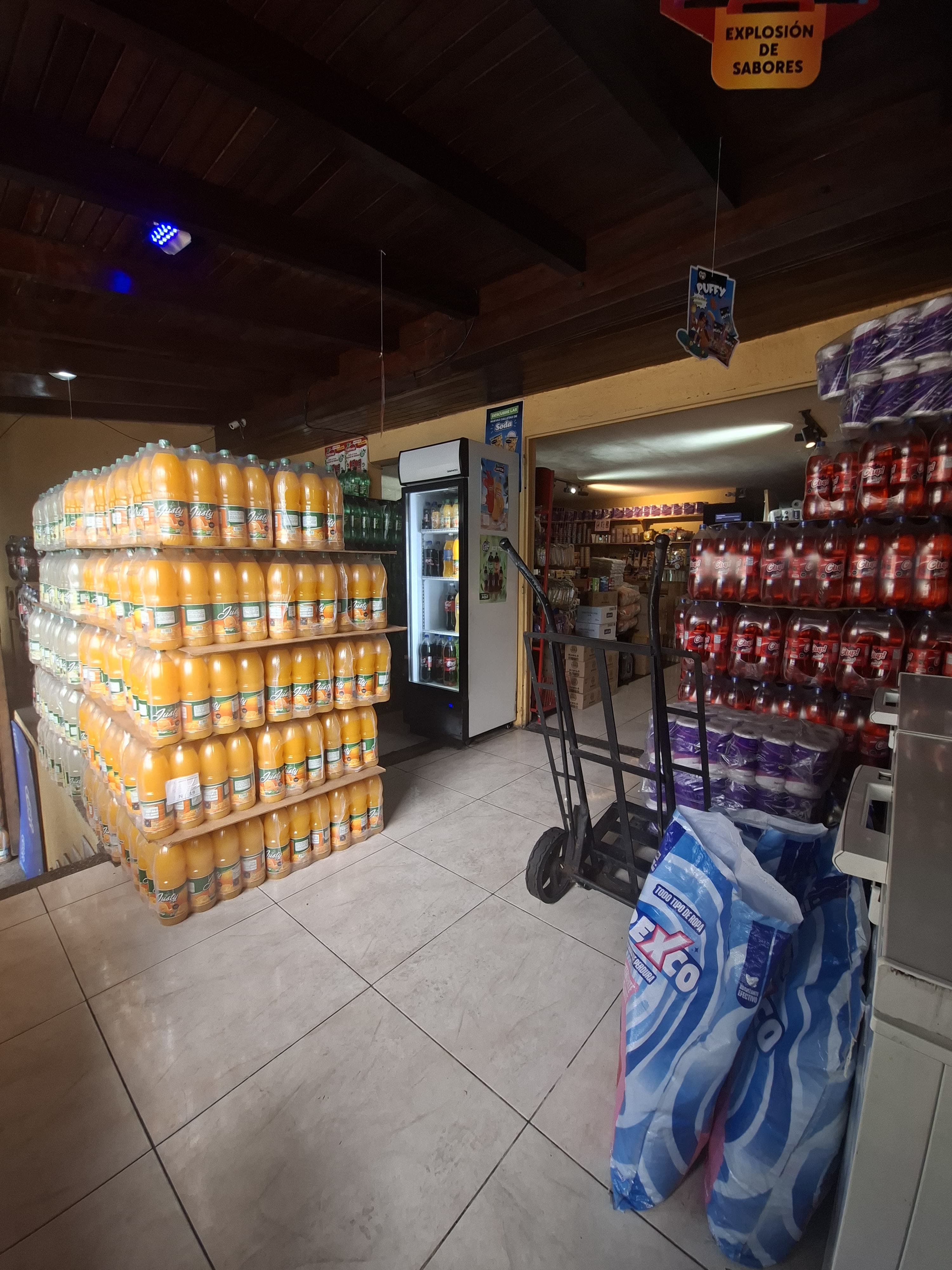Local Comercial en Av. Principal de Palo Verde — foto 4