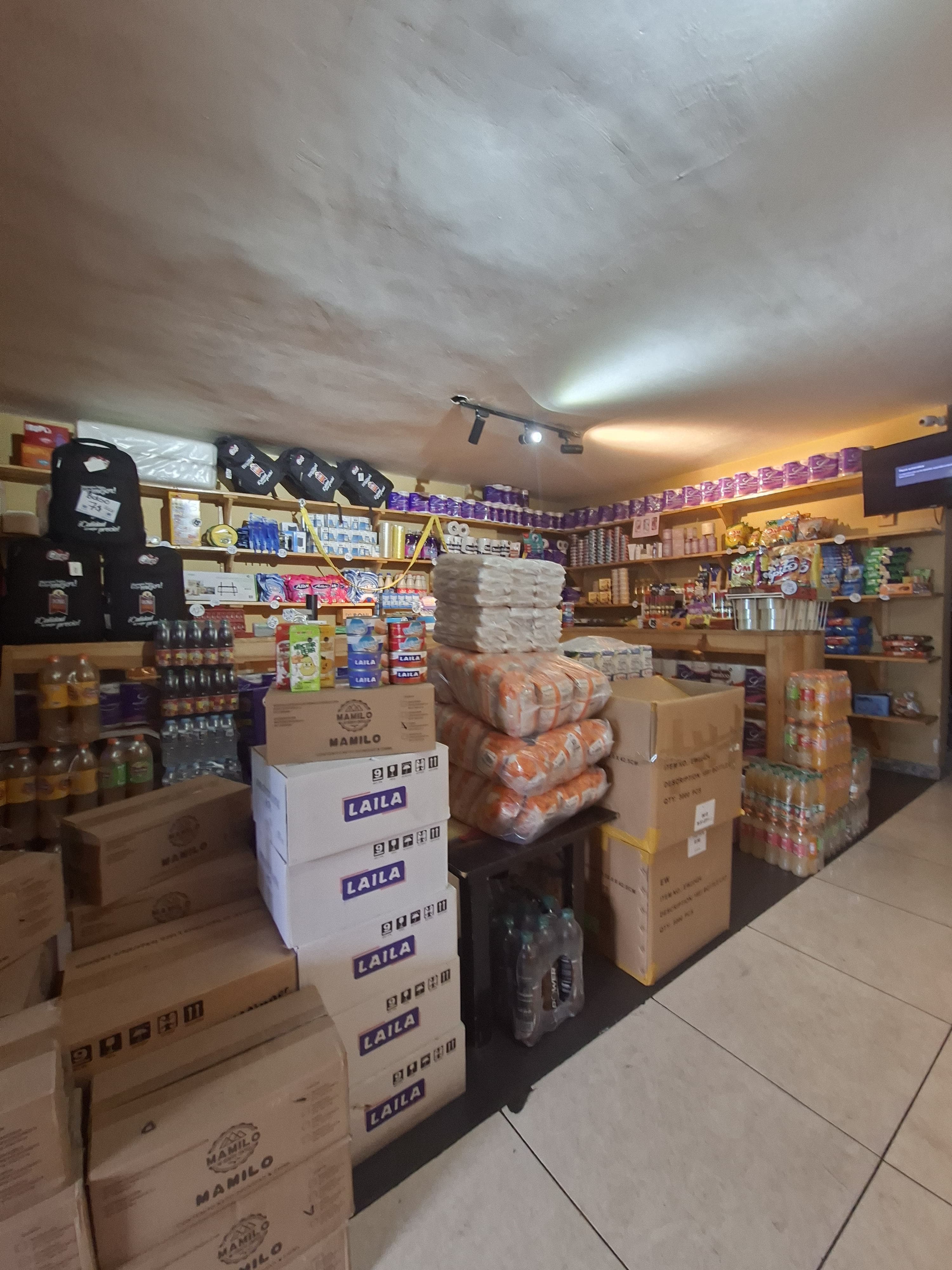 Local Comercial en Av. Principal de Palo Verde — foto 5