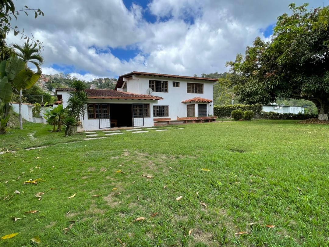 Casa en Loma Larga