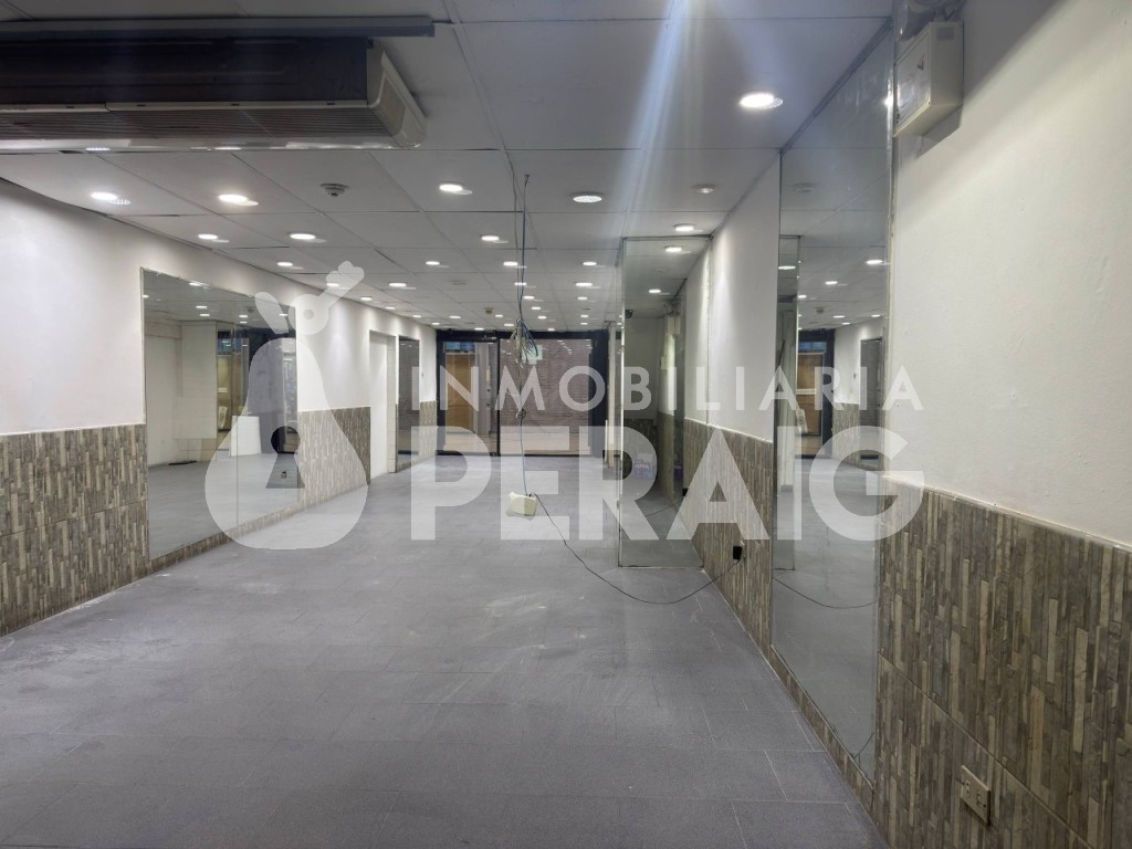 Local Comercial en C.C. Parque Caracas — La Candelaria — foto 6