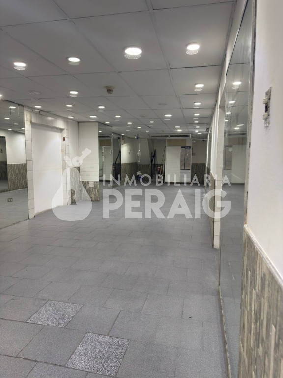 Local Comercial en C.C. Parque Caracas — La Candelaria — foto 7