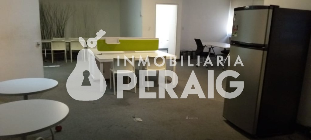 Oficina en Centro Plaza — Los Palos Grandes — foto 7